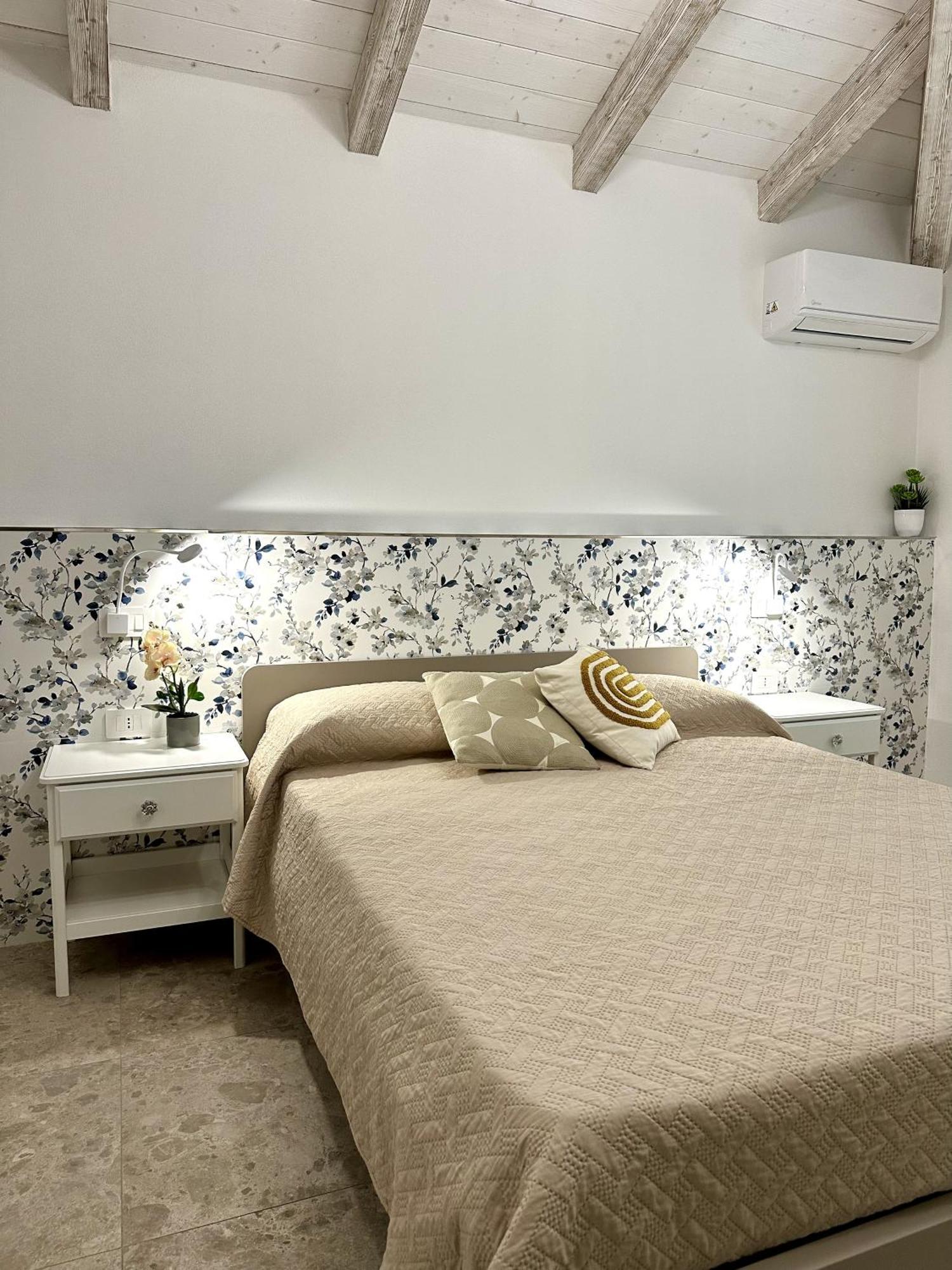 Villa Smeraldo קסטיאדס מראה חיצוני תמונה