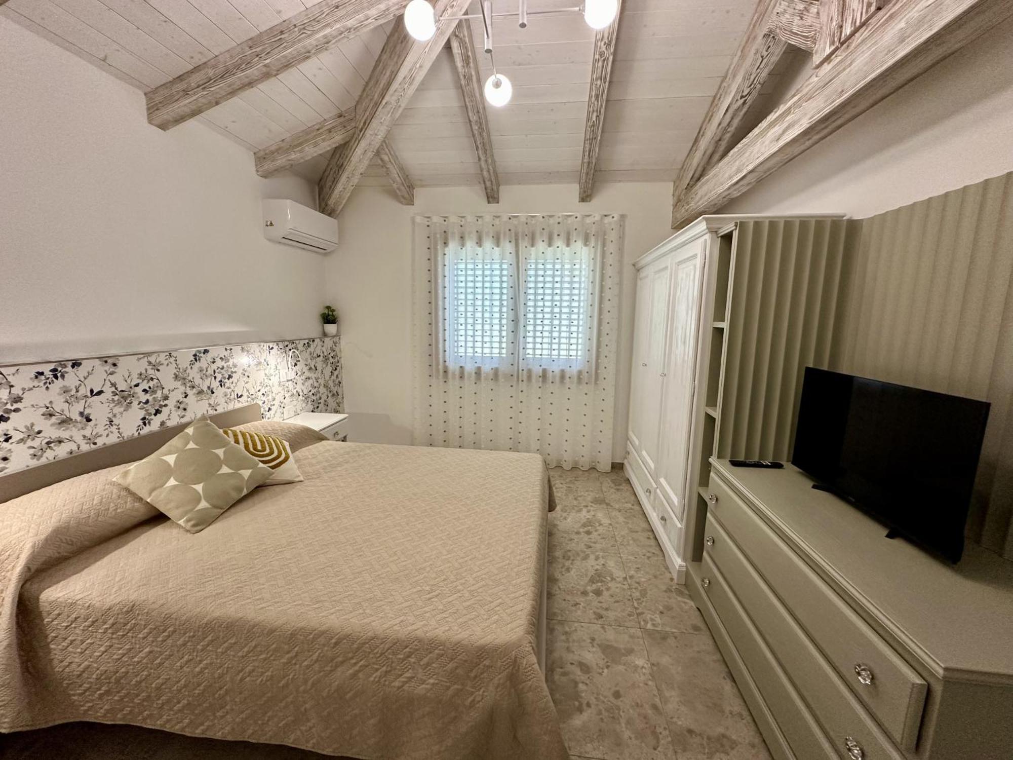 Villa Smeraldo קסטיאדס מראה חיצוני תמונה